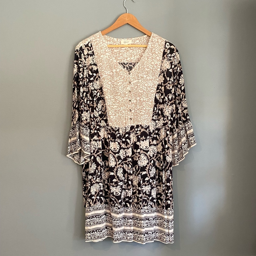 Breezy and Beautiful Flowing Mid Dress